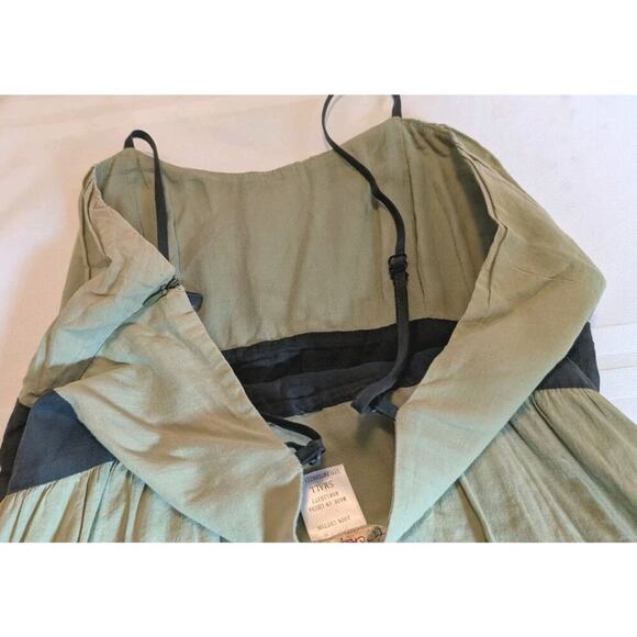 Criss Cross Sage Green & Black Lined Sleeveless Sundress, Size Small - Picture 7 of 11